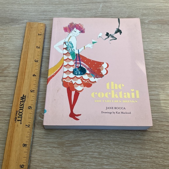 The Cocktail Book: 200 Fabulous Drinks by Jane Rocca - Picture 4 of 4